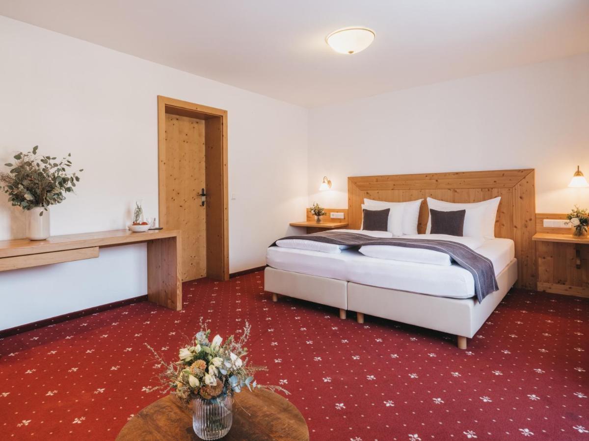 Hotel Vier Jahreszeiten By Vaya Inkl Zell Am See-Kaprun Sommerkarte Екстер'єр фото