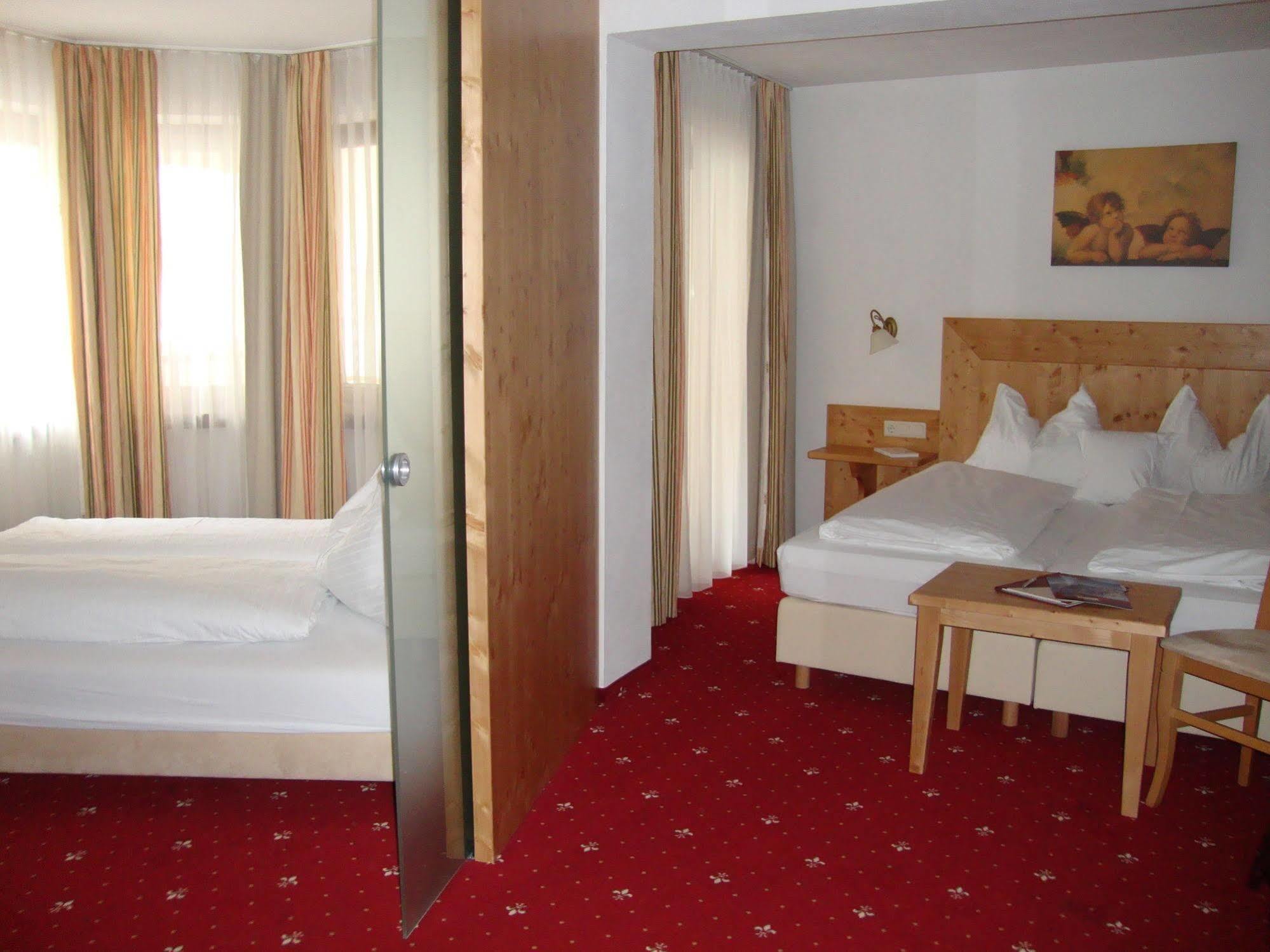 Hotel Vier Jahreszeiten By Vaya Inkl Zell Am See-Kaprun Sommerkarte Екстер'єр фото